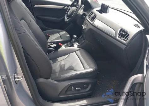 2018 Audi Q3 2.0T Premium/2.0T Sport Premium z USA, uszkodzony, nr VIN WA1JCCFSXJR013917